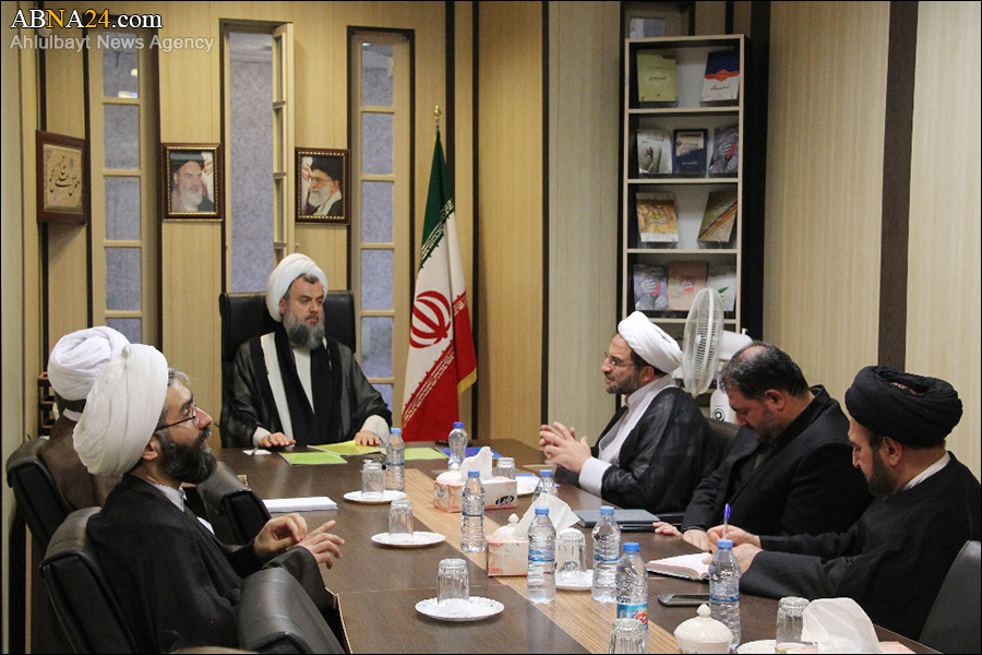  دیدار مسؤولان هفتمین اجلاس مجمع عمومی با آیت الله هادوی تهرانی
