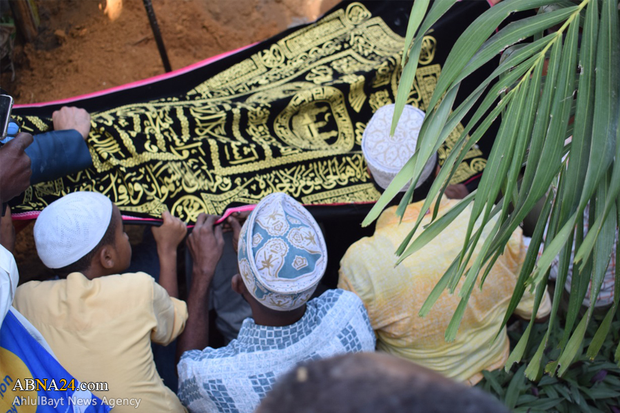 Foto Haber / Kenya’nın Seçkin Âlimi Merhum Şeyh Abdullahi Cuma Nasır’ın Teşyii Cenazesi