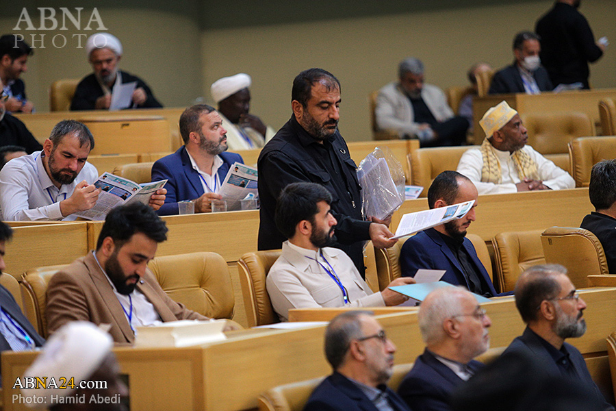 Photos: Distribution of daily Special Issue of the 7th General Assembly of the AhlulBayt (a.s.) World Assembly