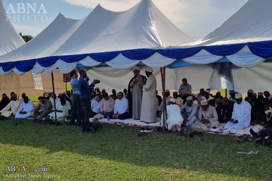 تقرير مصور/ إقامة احتفال بمناسبة ميلاد النبي الأكرم (ص) في أوغندا بمشاركة الأمين العام للمجمع العالمي لأهل البيت (ع) - ۲