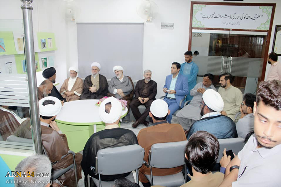 Muslims should reach scientific authority in the world: Ayatollah Ramazani