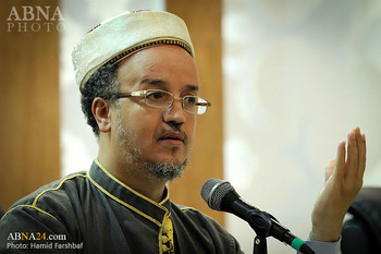 Исам Аль Ибад:Хазрат Абу Талеб (мир ему) - не только мусульманин, но и один из божественных святых